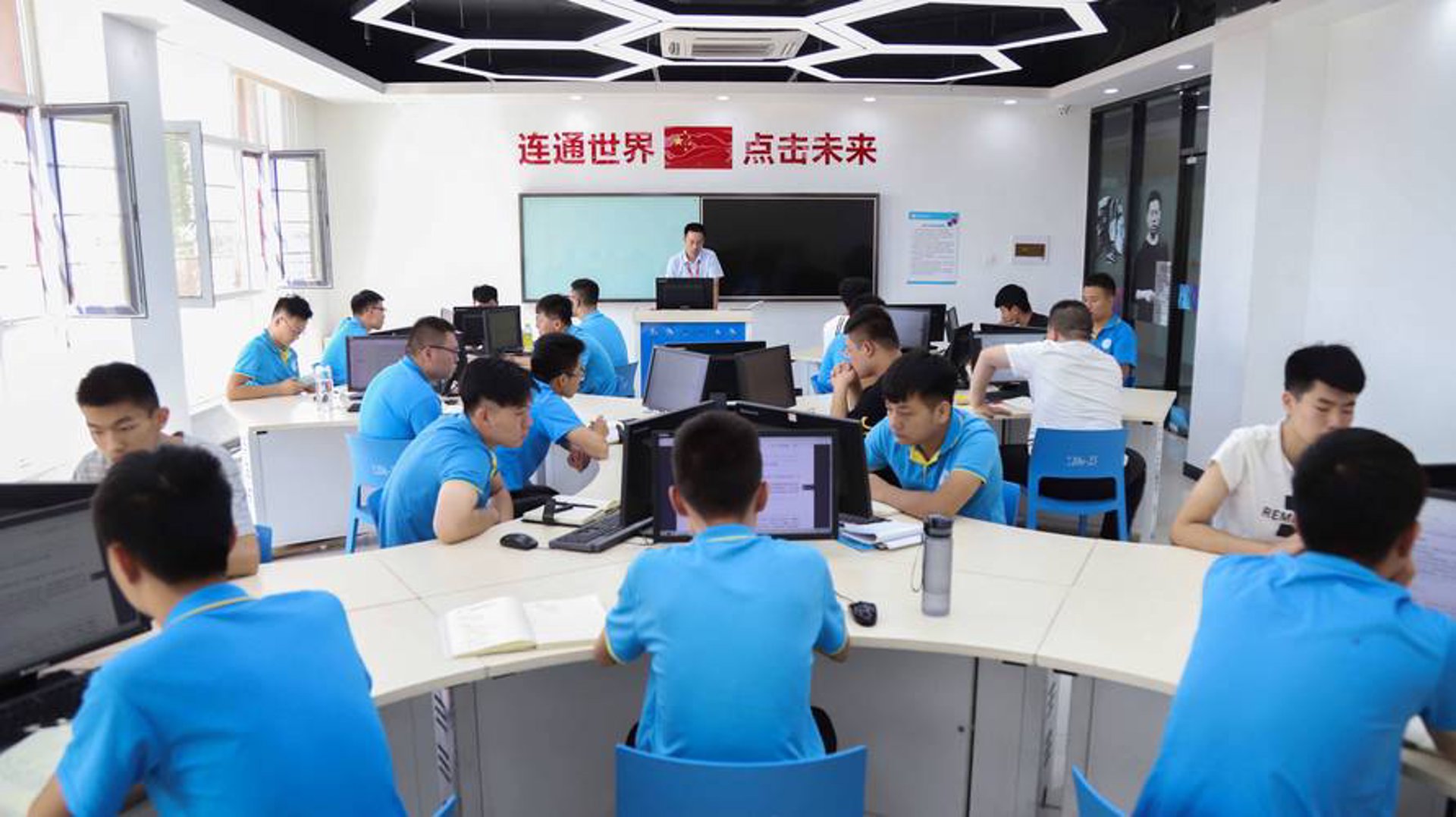 中夏融投金融外包